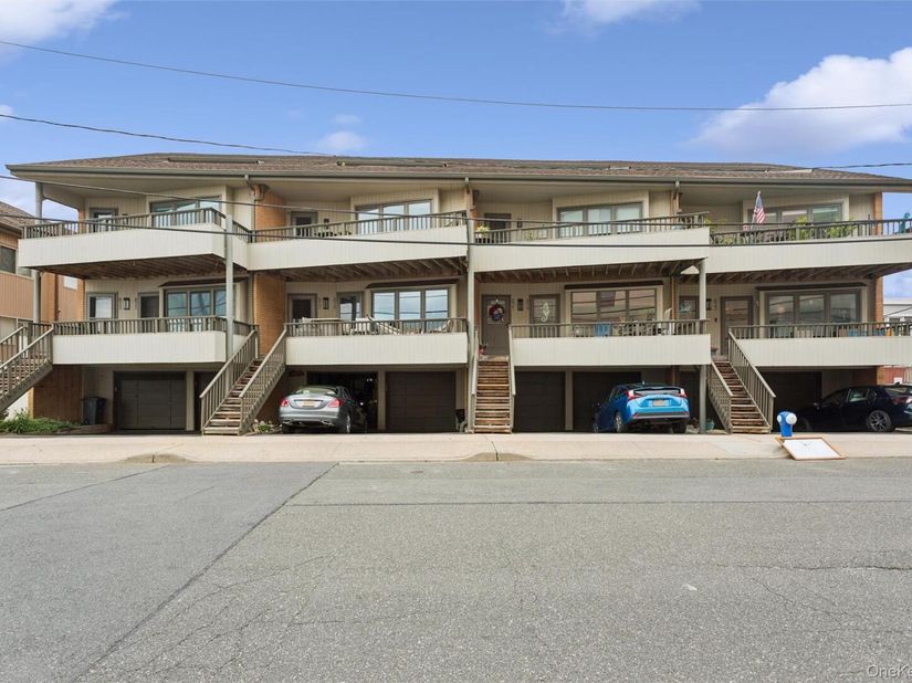 823 Shore Road 1, Long Beach NY 11561