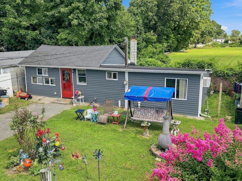 57 Sutton Court, West Islip NY 11795