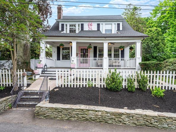 6 New York Avenue, Stony Brook NY 11790