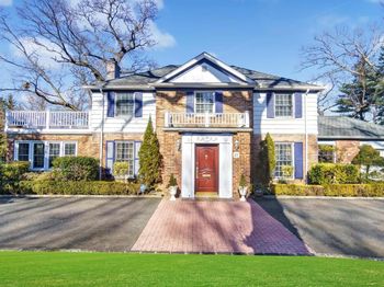 21 Bayview Avenue