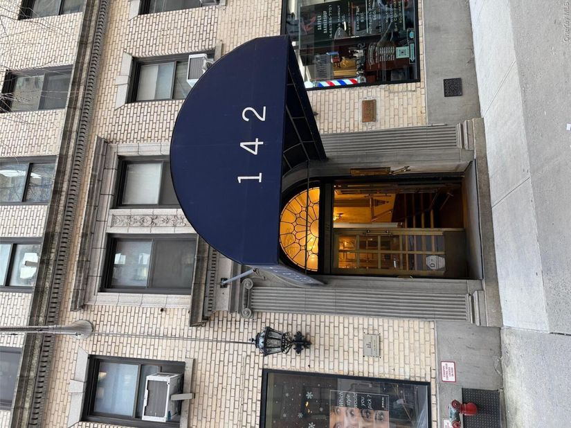 142 E 49th Street 5B, New York (Manhattan) NY 10017