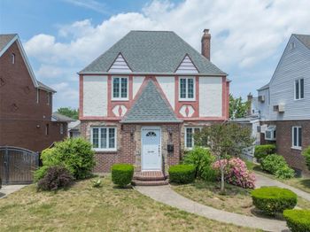 141-27 Coolidge Avenue