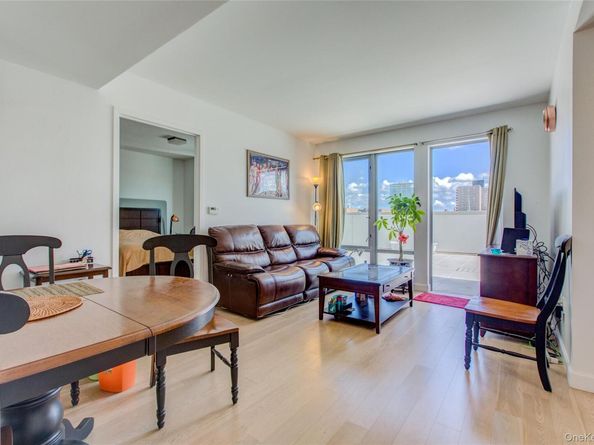 13835 39th Avenue 4B, Flushing NY 11354