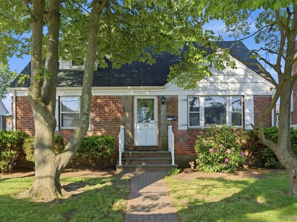 116 Prague Street, Valley Stream NY 11580