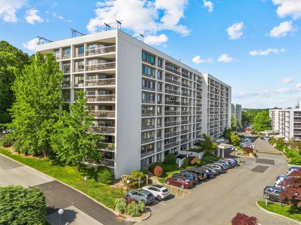 300 High Point Drive 514, Hartsdale NY 10530