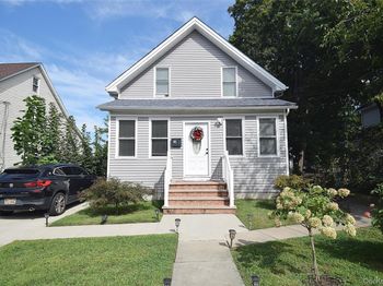 17 Maple Avenue
