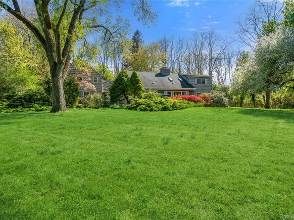 42 Senne Road, Northport NY 11768
