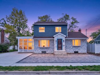 1524 Bowe Road