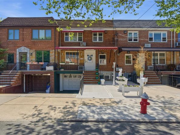 6172 70th Street, Middle Village NY 11379