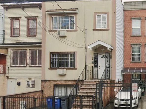 1333 Chisholm Street, Bronx NY 10459