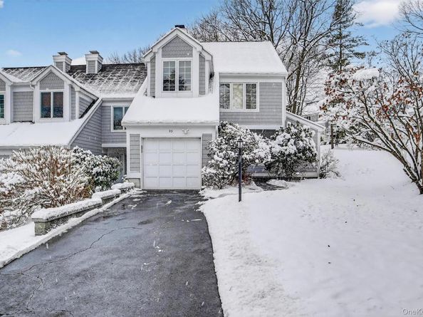 23 Berrybush Lane, Hastings-on-Hudson NY 10706