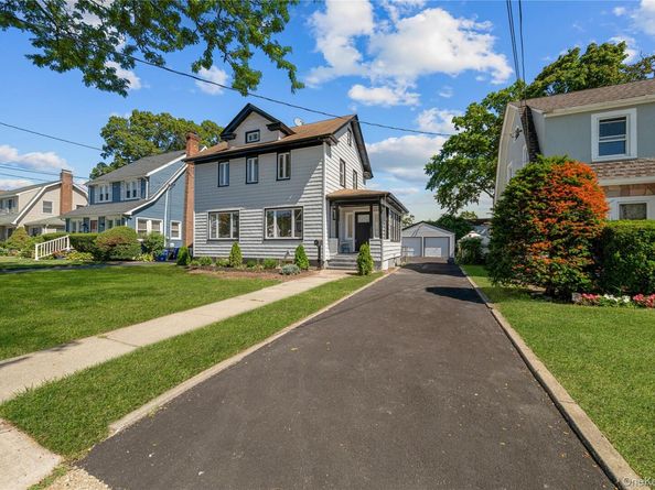 87 Parsons Drive, Hempstead NY 11550