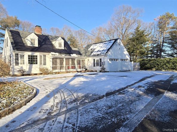 1435 Broadway Avenue, Holbrook NY 11741