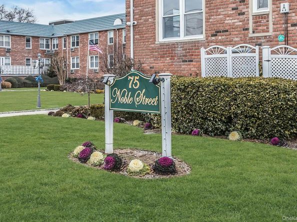 75 Noble 121, Lynbrook NY 11563