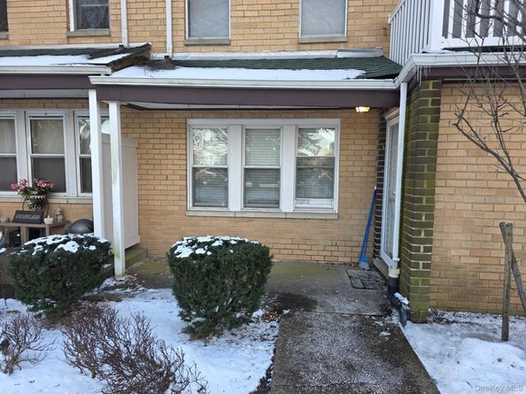 289 Artist Lake Drive, Middle Island NY 11953