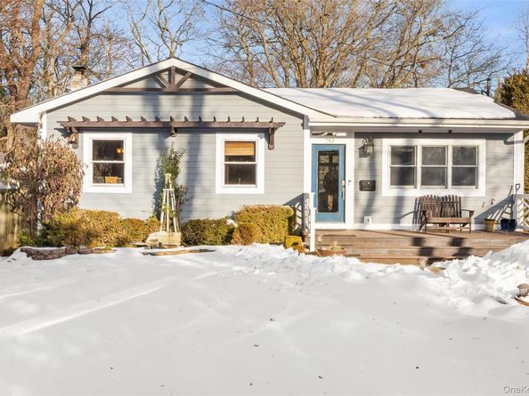 50 Atlantic Avenue, East Islip NY 11730