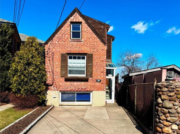 722 King Avenue, Bronx NY 10464