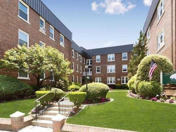 185 Atlantic Avenue B8, Lynbrook NY 11563