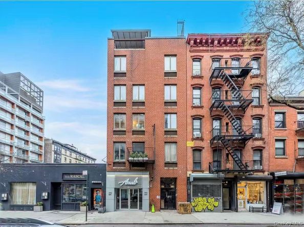 165 Elizabeth Street 3R, New York (Manhattan) NY 10012