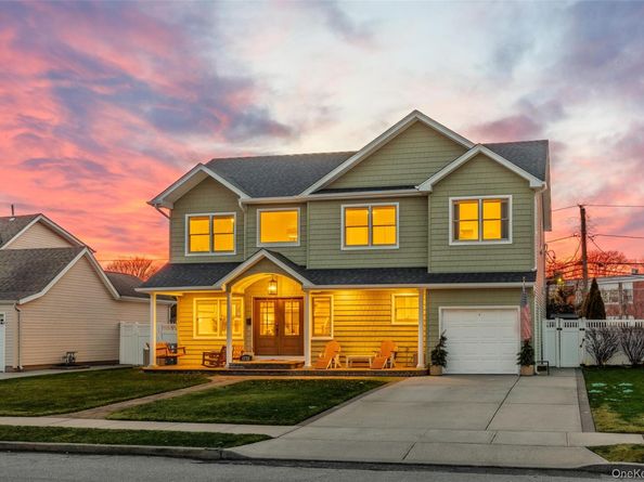 1732 Princeton Drive W, Wantagh NY 11793