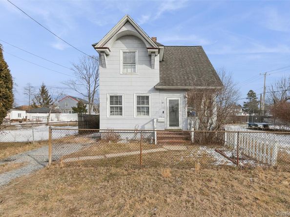 73 Redmond Avenue, Bay Shore NY 11706