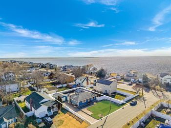 6 Rugby Drive