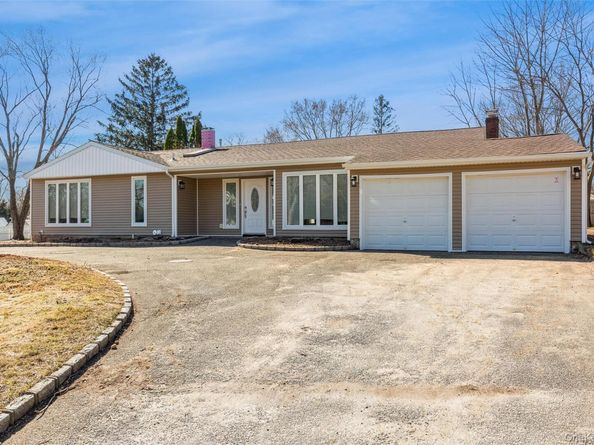 12 Fowler Lane, Mount Sinai NY 11766