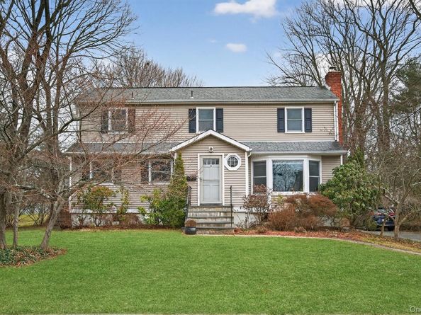 9 Verne Place, Hartsdale NY 10530