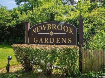 105 Newbrook Lane
