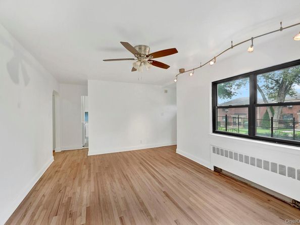 7477 220th Street First Floor, Oakland Gardens NY 11364