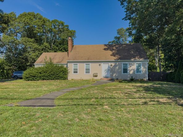 33 Echo Avenue, Miller Place NY 11764