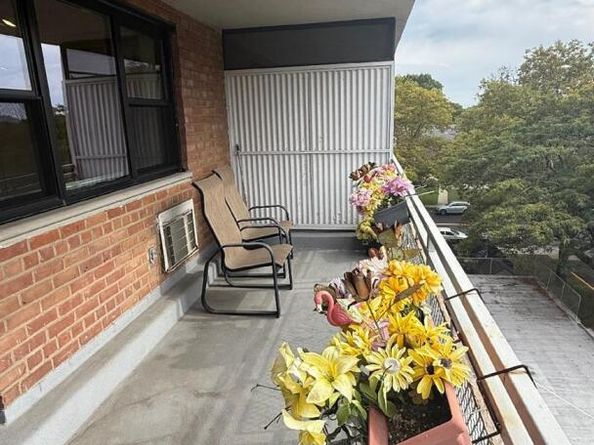 88-25 155 Avenue 4G, Howard Beach NY 11414