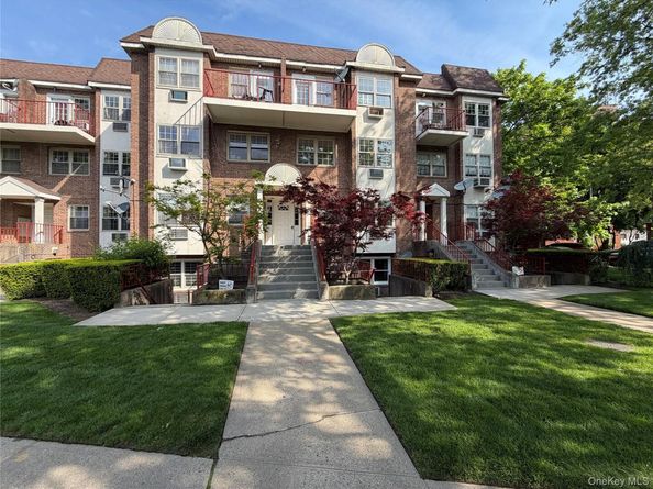 172-39 Highland Ave 4H, Jamaica Estates NY 11432
