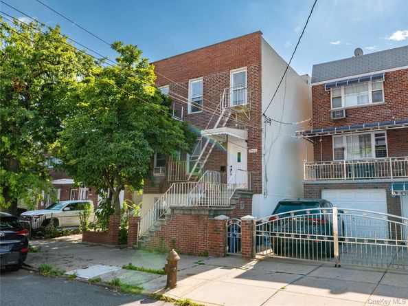 2525 Radcliff Avenue, Bronx NY 10469
