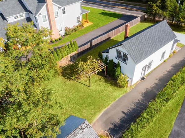 86 Old Country Road, East Quogue NY 11942