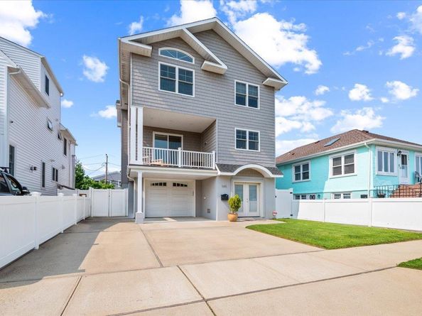 545 E Fulton Street, Long Beach NY 11561