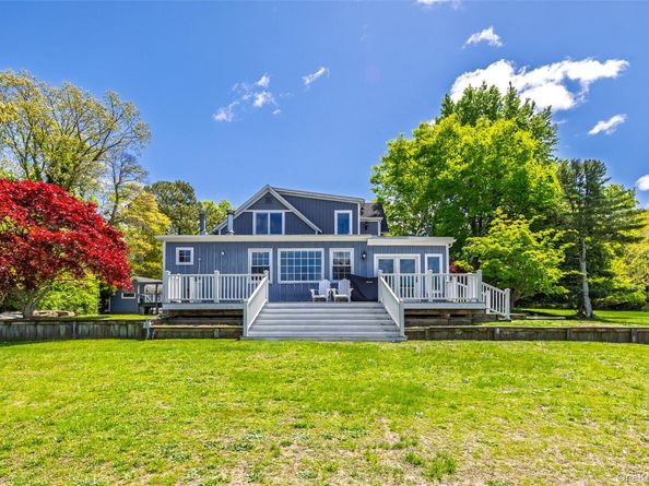 60A Union Avenue, Center Moriches NY 11934