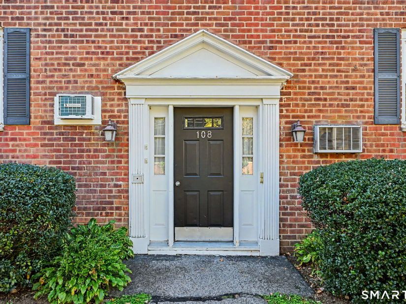 108 Strawberry Hill Avenue 3, Stamford CT 06902