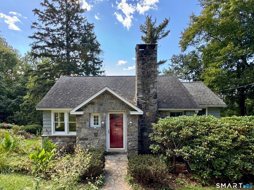 15 Ilion Road, New Fairfield CT 06812