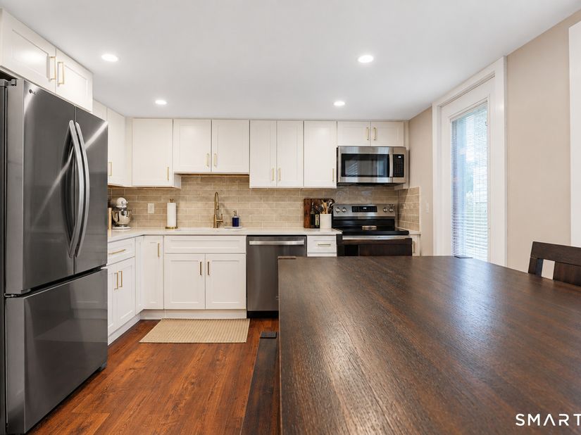 1285 Hope Street 12, Stamford CT 06907