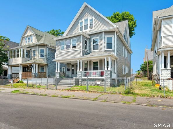 32-34 Park Terrace, Bridgeport CT 06604