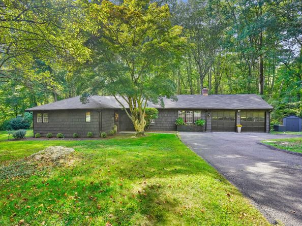 11 Eastwood Road, Norwalk CT 06851