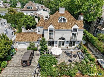 32 Nearwater Road