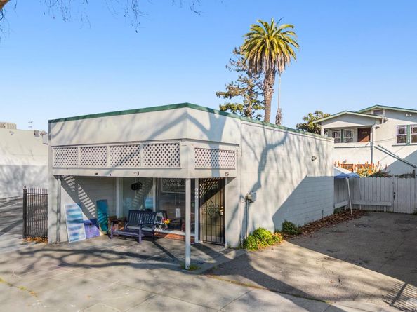 2223 San Pablo Avenue, Berkeley CA 94702
