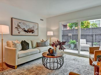 8200 Oceanview Terrace