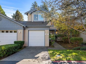 4627 NE 6th Court