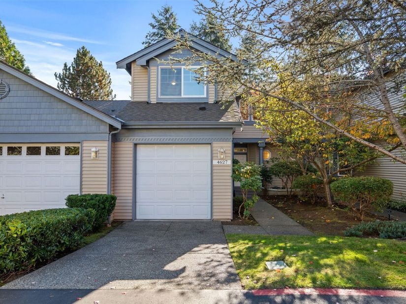 4627 NE 6th Court 4627, Renton WA 98059