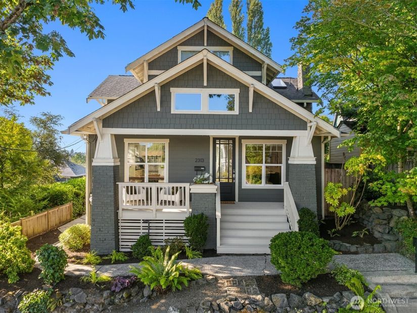 2313 E Mercer Street, Seattle WA 98112