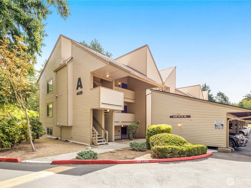 4426 147th Place NE A10, Bellevue WA 98007