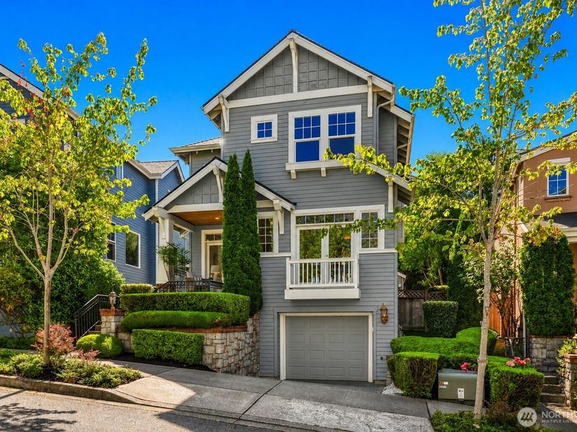 1543 NE Iris Street, Issaquah WA 98029